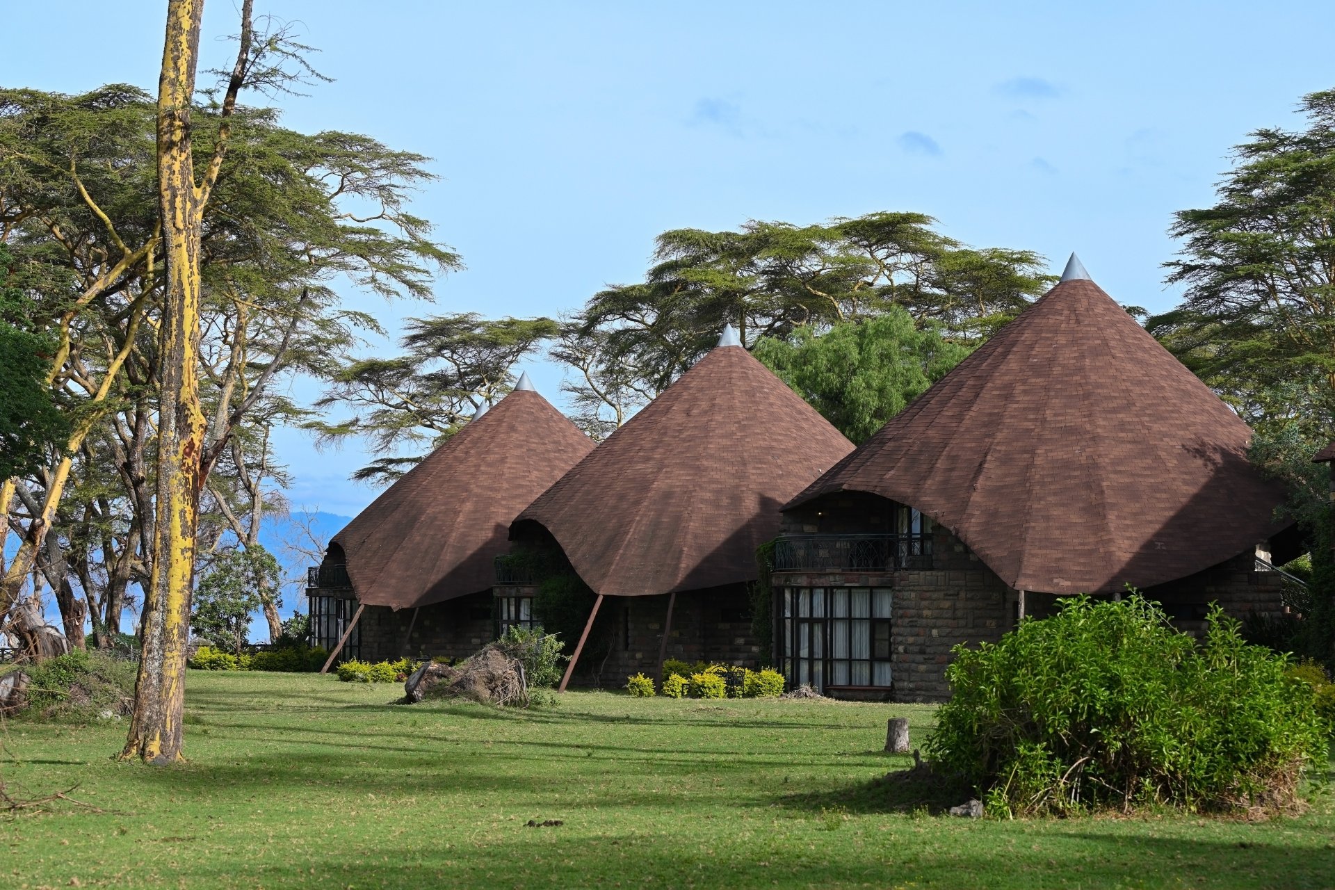 hotel ecologic de lux pe malul lacului Naivasha Kenya Africa