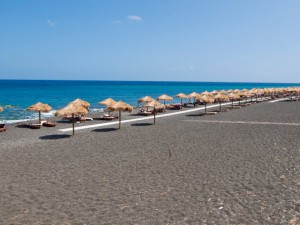 perivolos beach