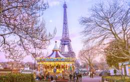 Paris 2026 - Vacanta De 1 Mai