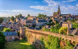 Franta:bretania - Taramul Miturilor Si Al Legendelor